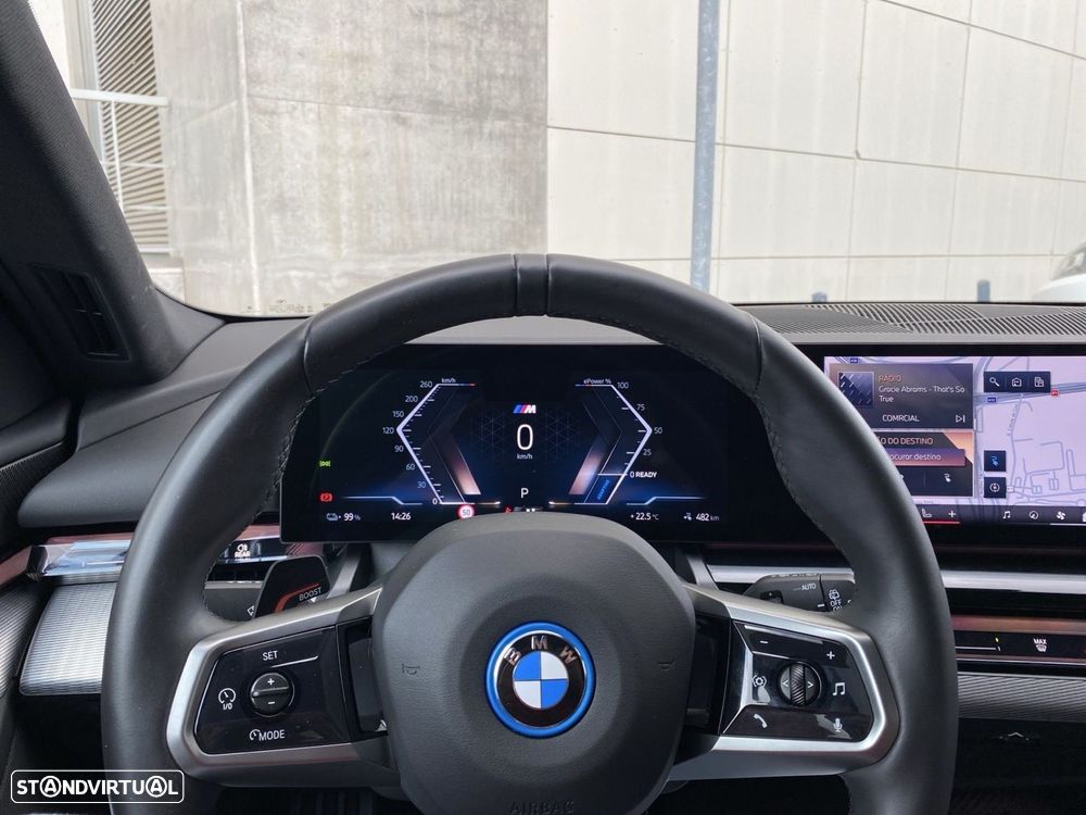 BMW i5 eDrive40 Pack Desportivo M - 6