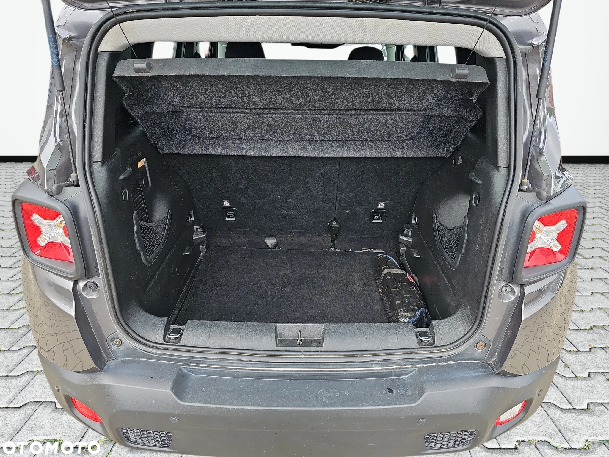 Jeep Renegade 1.0 GSE T3 Turbo Sport FWD S&S - 14