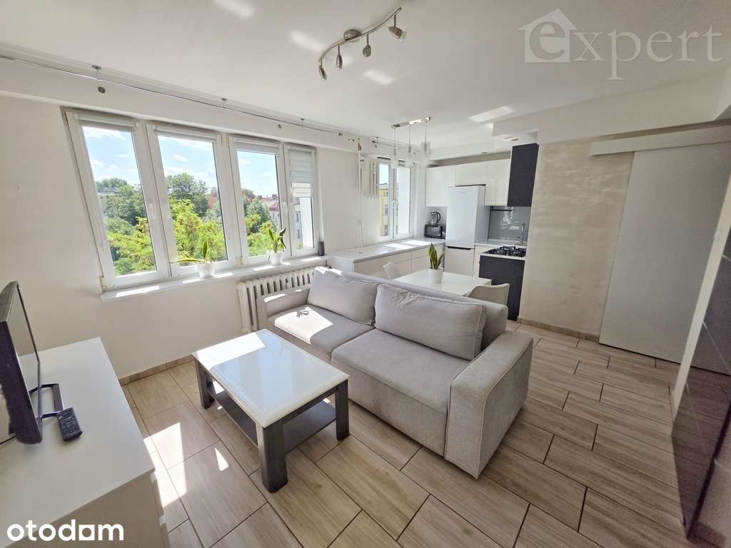 Słoneczne 2 pokoje, balkon – centrum, ul. Reja