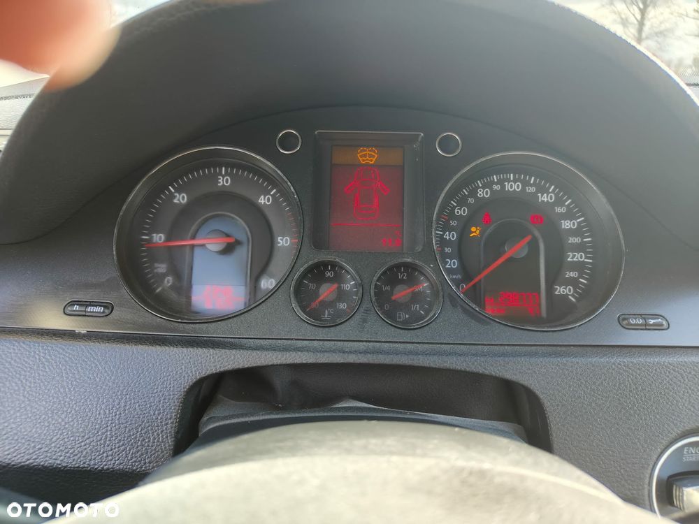 Volkswagen Passat 1.9 TDI Comfortline - 7