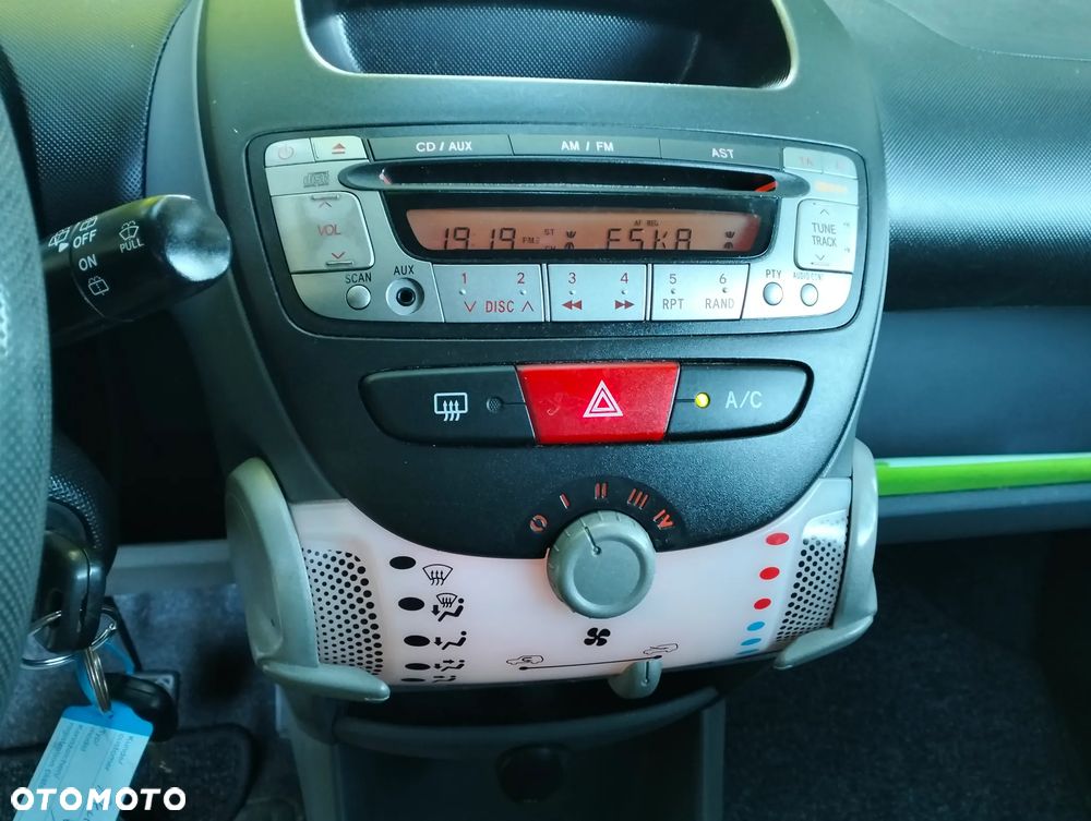 Peugeot 107 70 Petit Filou - 38