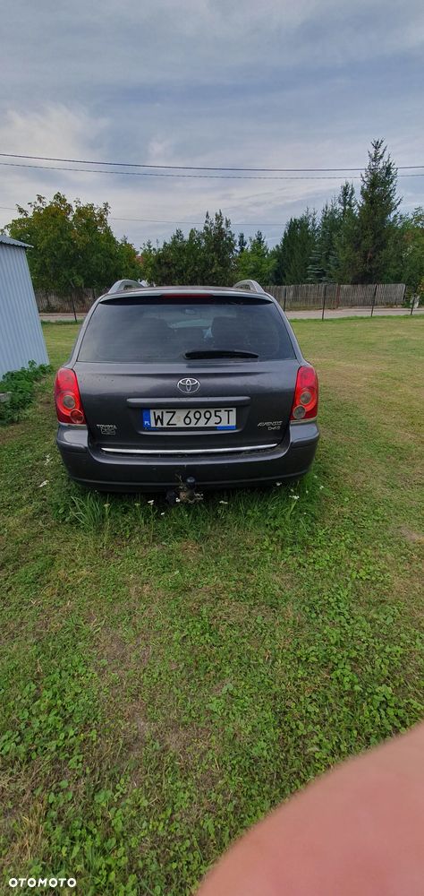Toyota Avensis 2.0 D-4D Sol - 4