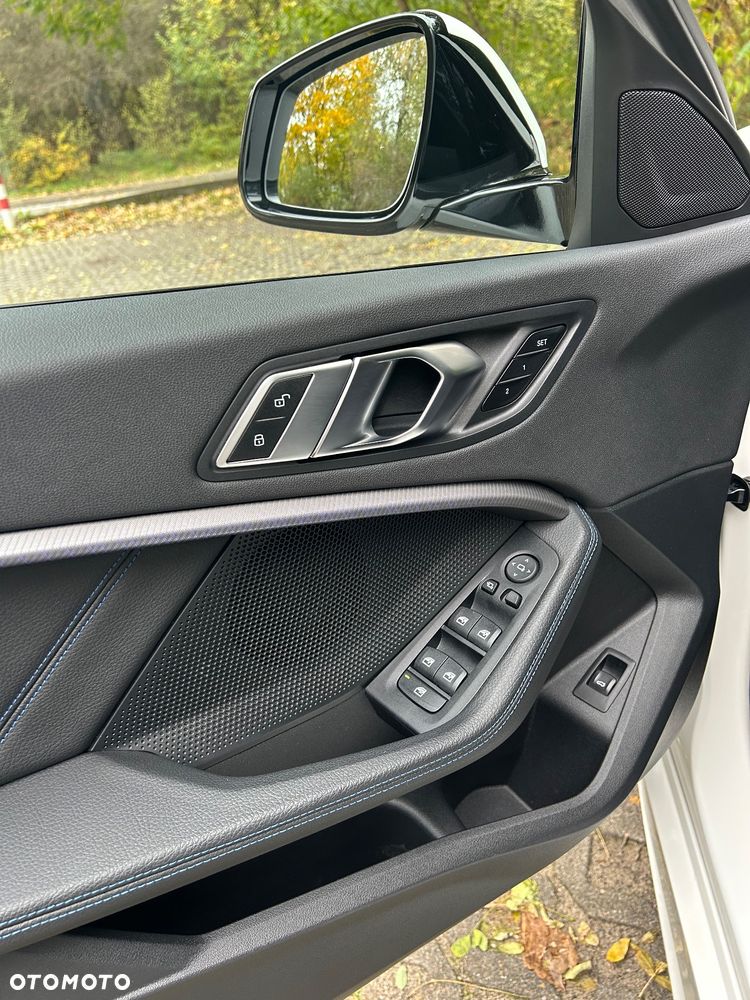 BMW Seria 1 118i M Sport - 9