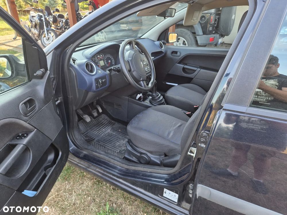 Ford Fiesta 1.25 - 10