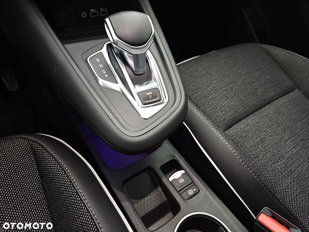 Renault Captur 1.3 TCe mHEV Techno EDC - 13