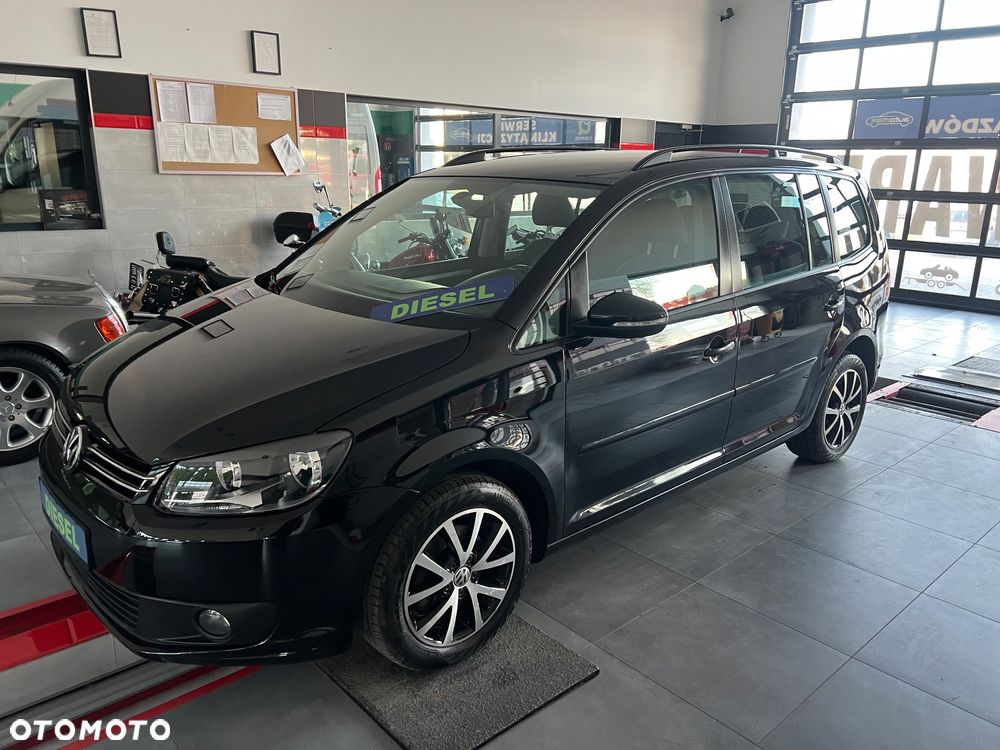 Volkswagen Touran 1.6 TDI DPF BlueMotion Technology Comfortline - 4