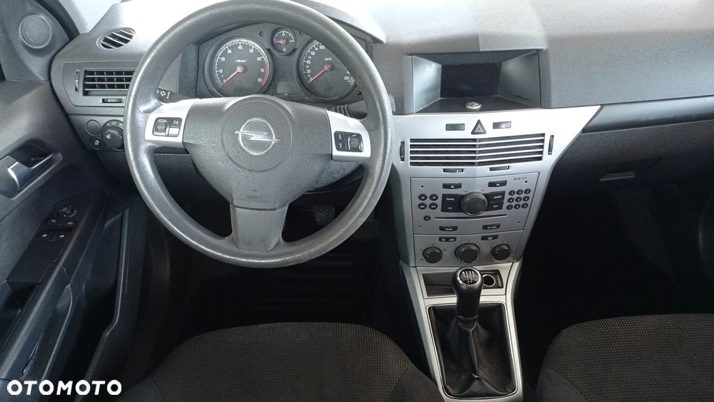 Opel Astra 1.4 Comfort / Cool - 40
