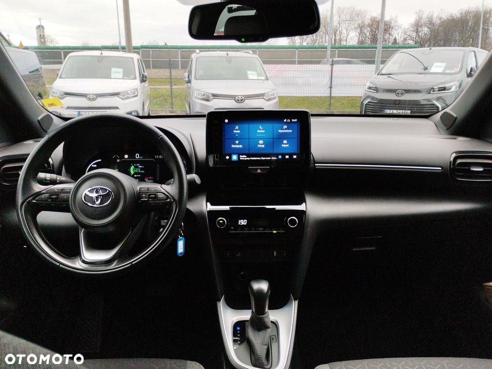 Toyota Yaris Cross Hybrid 1.5 Comfort 4x4 - 13