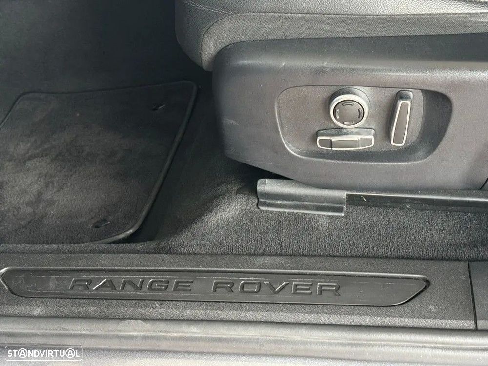Land Rover Range Rover Evoque 1.5 P160 R-Dynamic SE Auto - 6