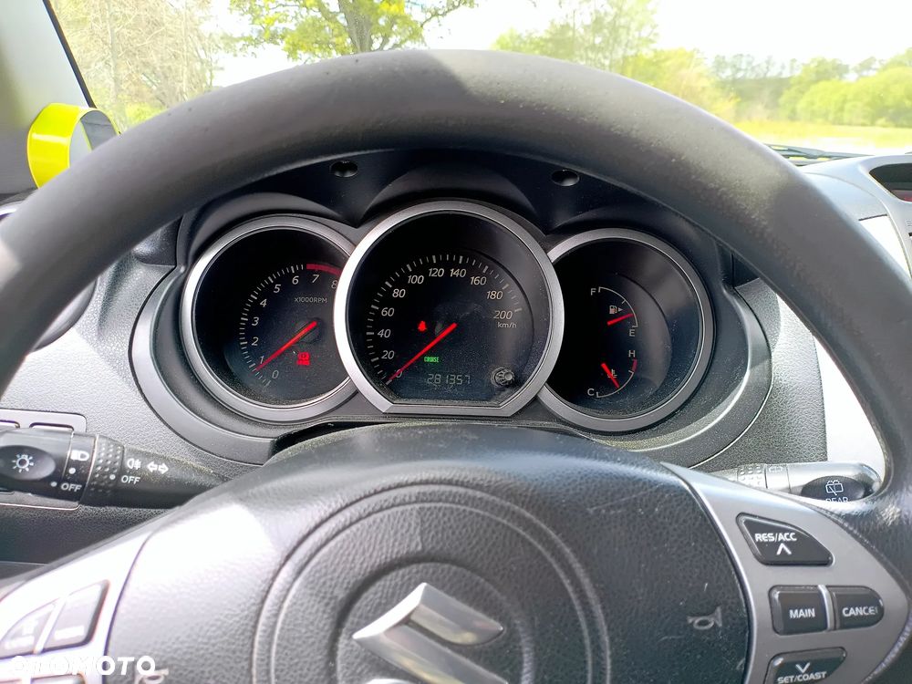Suzuki Grand Vitara 2.0 - 6
