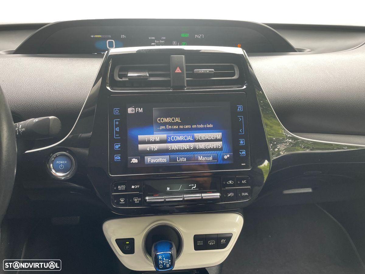 Toyota Prius - 15