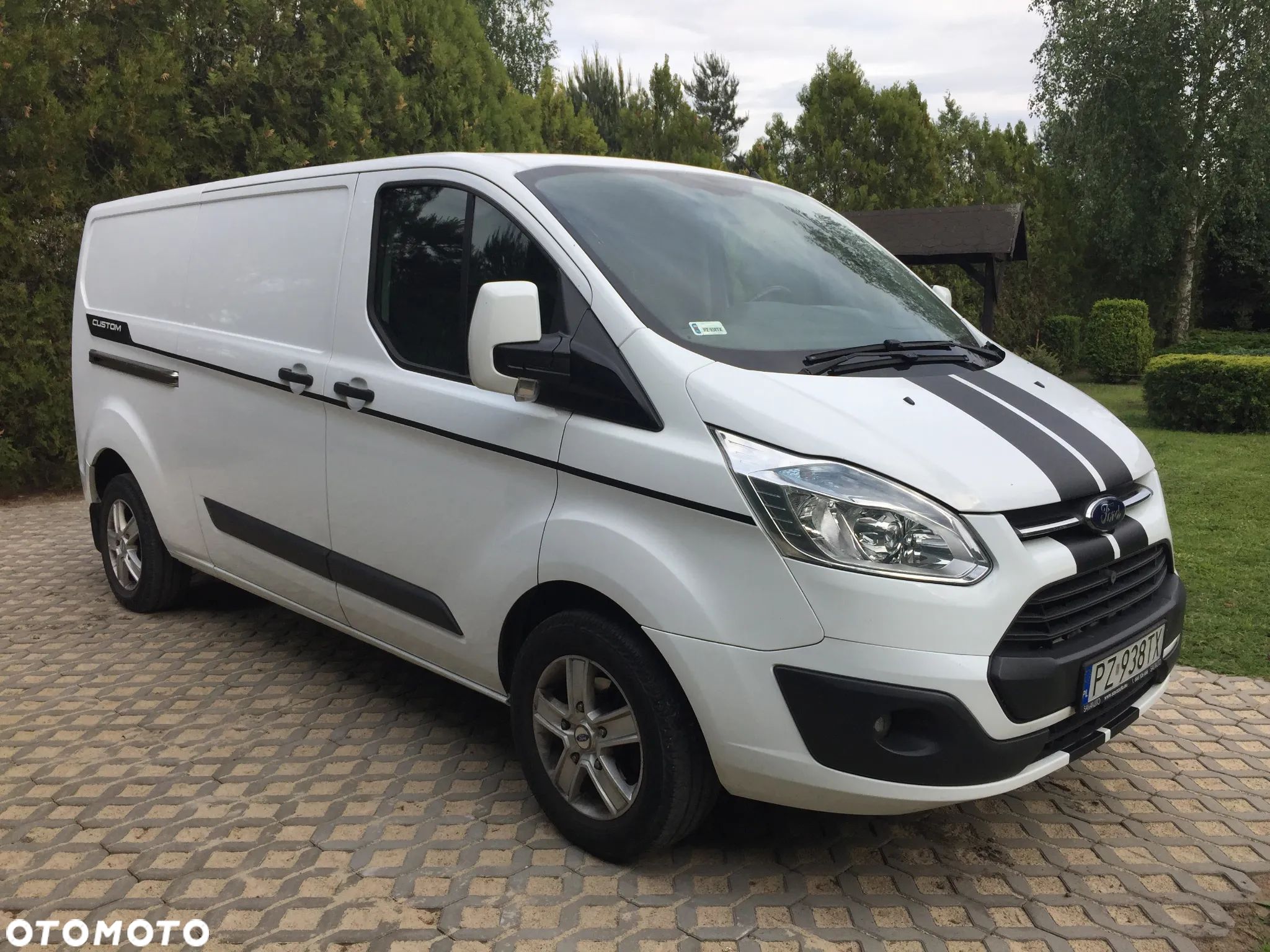 Ford TRANSIT CUSTOM - 1