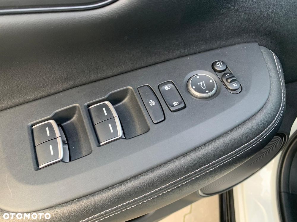 Honda ZR-V ver-2-0-i--mmd-hev-sport-bsi-ctm-2wd-cvt - 34