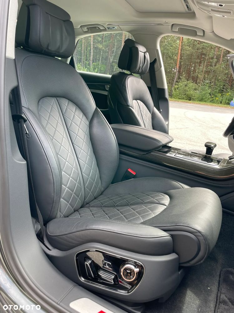 Audi S8 4.0 TFSI Quattro - 25