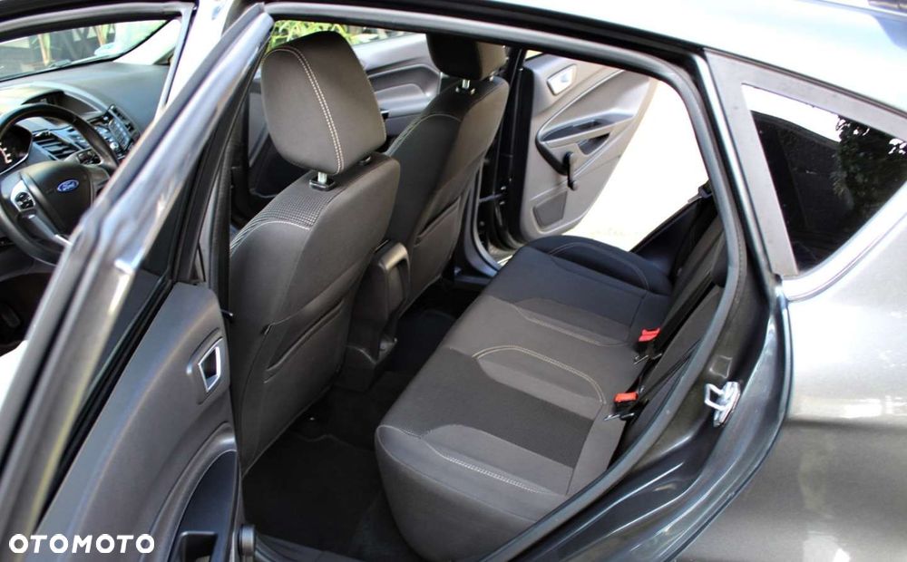 Ford Fiesta - 11