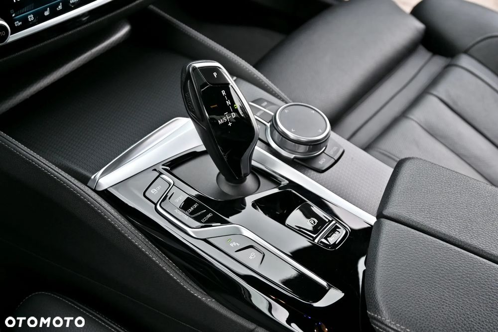 BMW Seria 5 - 36
