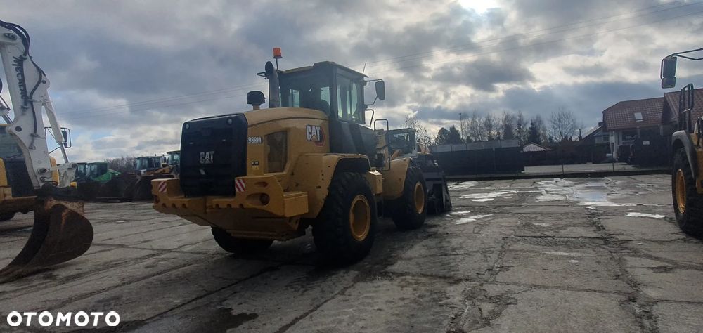 Caterpillar 938 M - 10