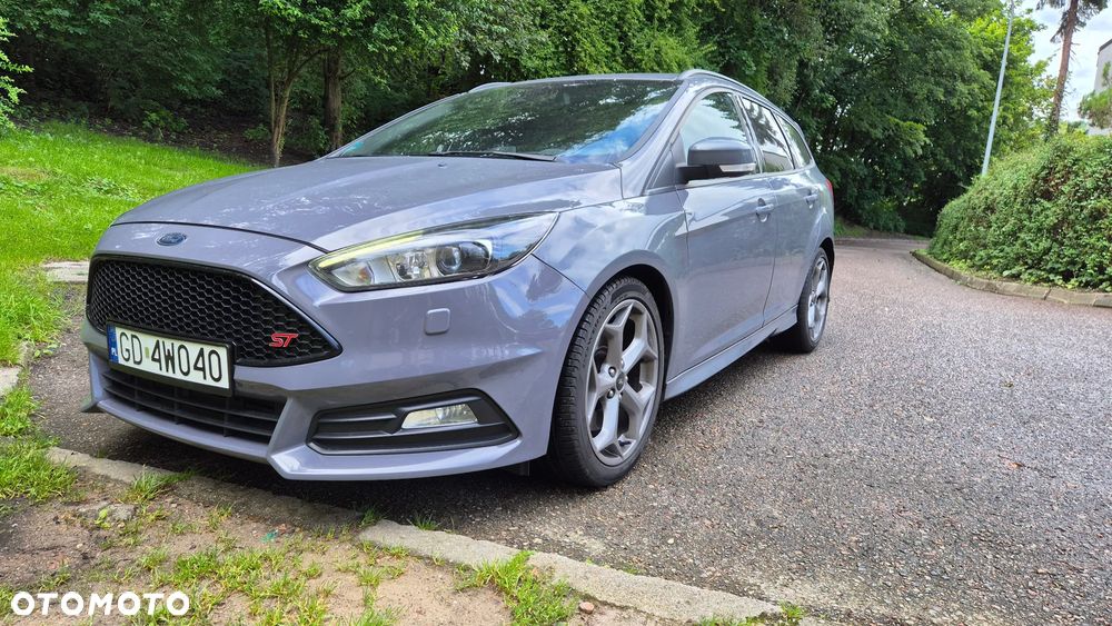 Ford Focus 2.0 TDCi ST PowerShift - 1