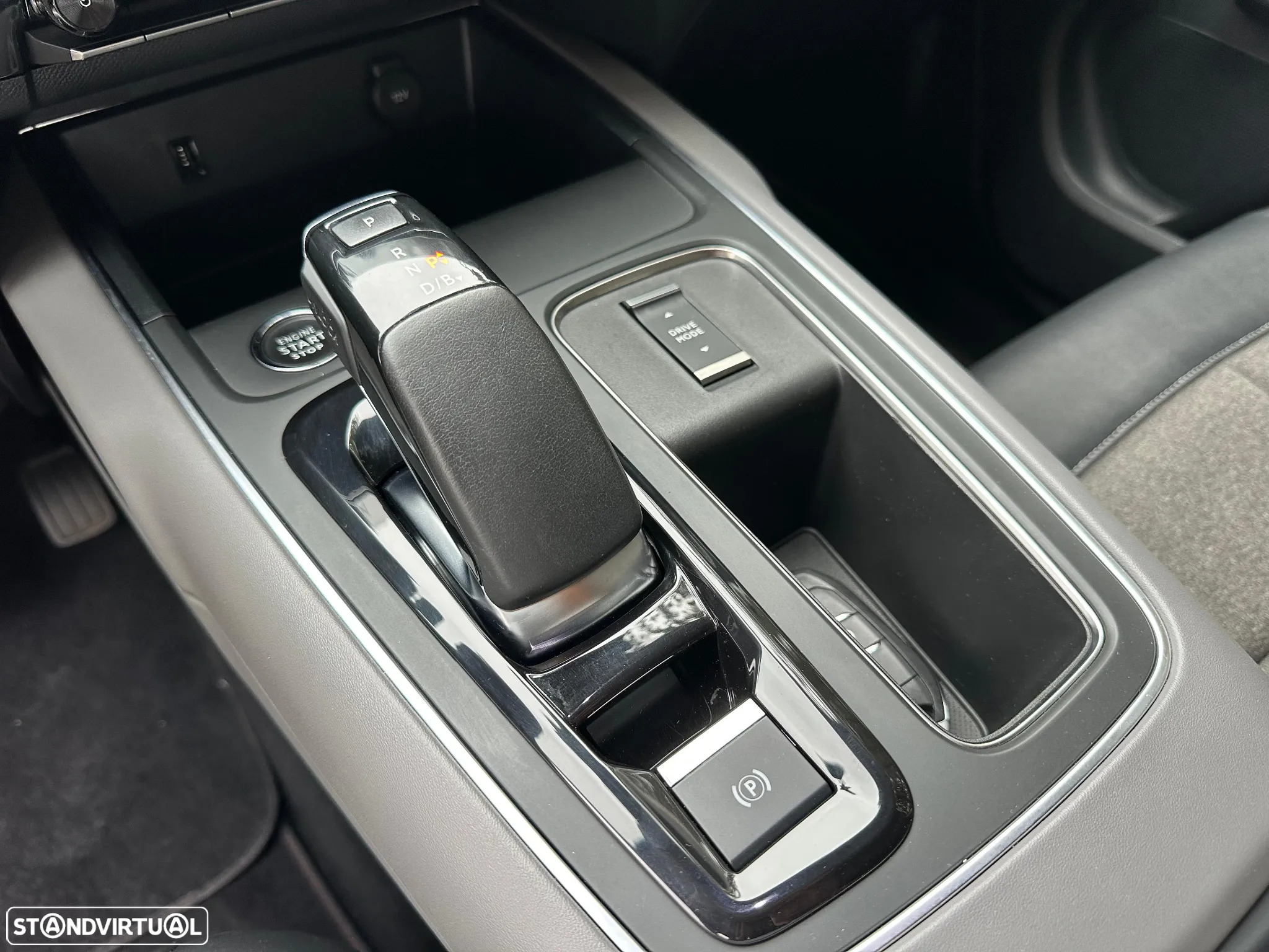 Citroën C5 Aircross 1.6 Hybrid C-Series e-EAT8 - 24