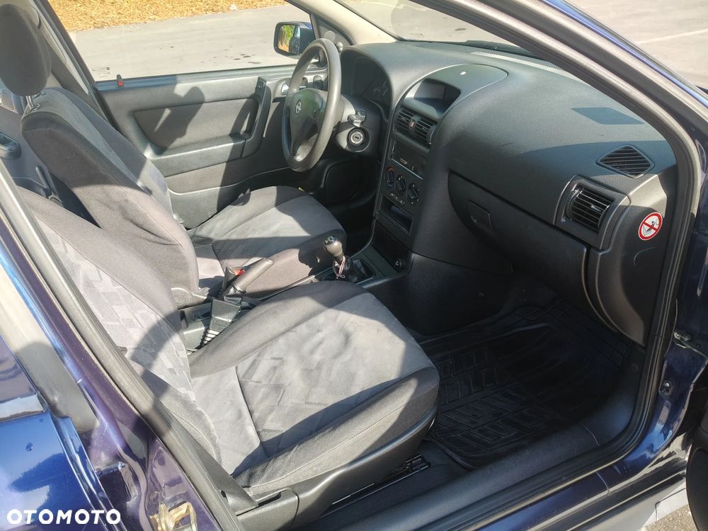 Opel Astra - 10