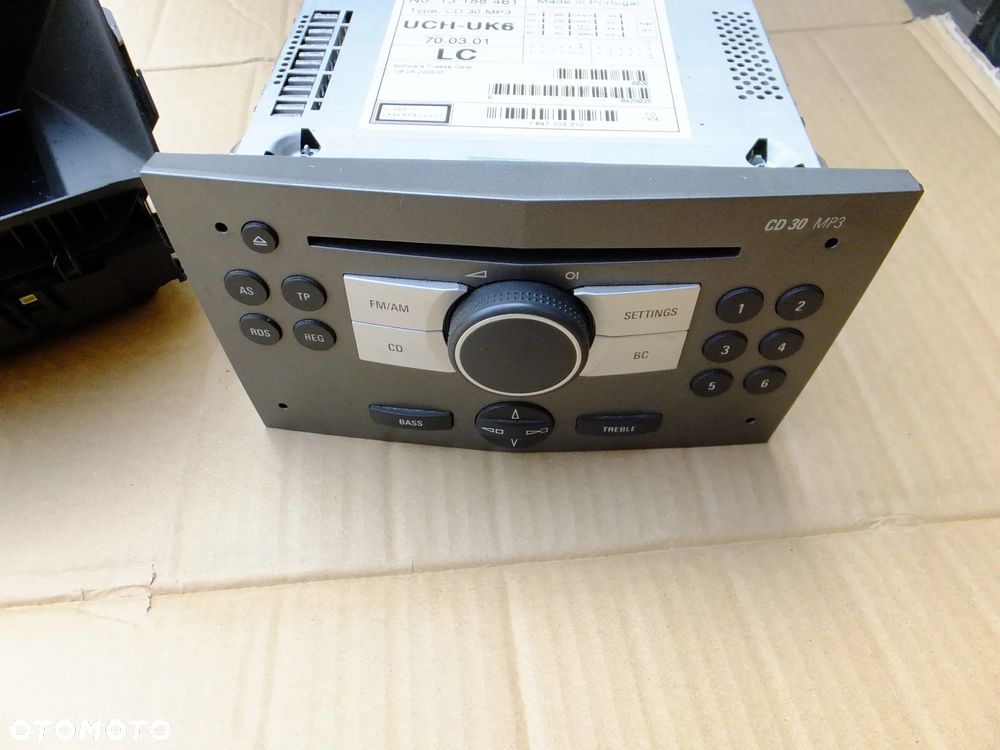 radio cd mp3 wyświetlacz opel zafira b 13188461 13208089 - 2