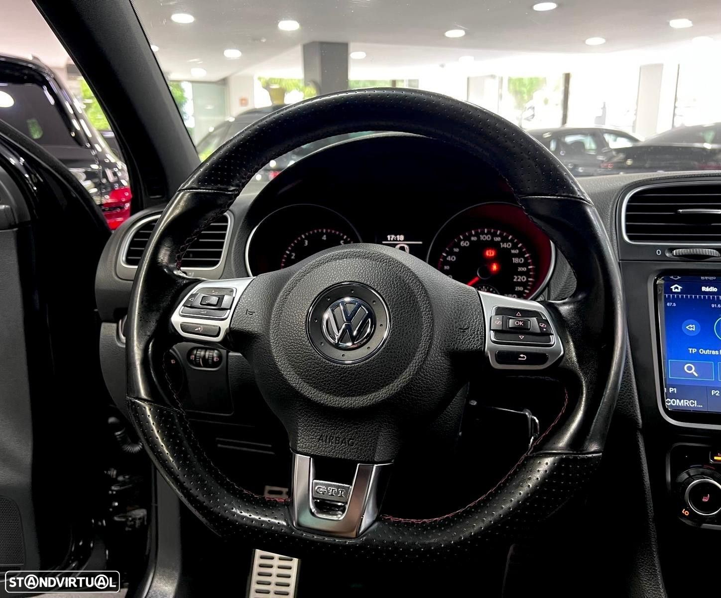 VW Golf 2.0 TSi GTI - 26