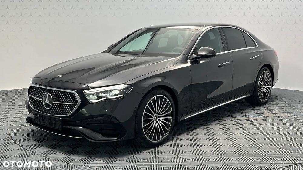 Mercedes-Benz Klasa E 200 mHEV AMG 9G-Tronic - 6