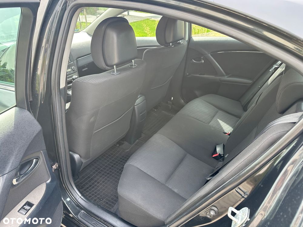 Toyota Avensis 2.0 D-4D Executive - 10