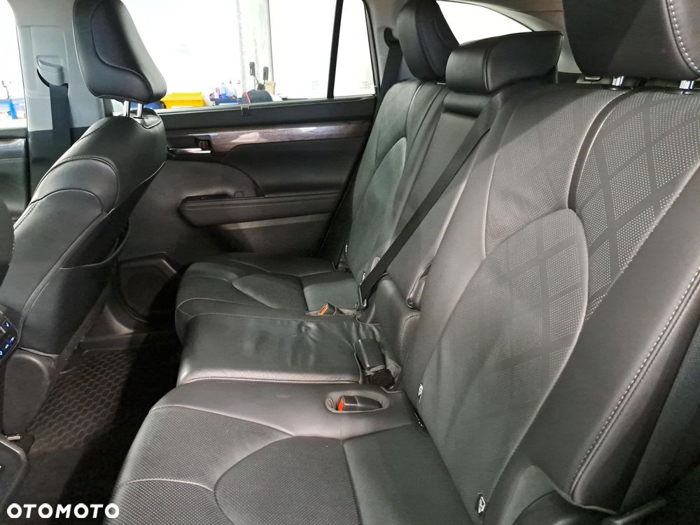 Toyota Highlander - 15