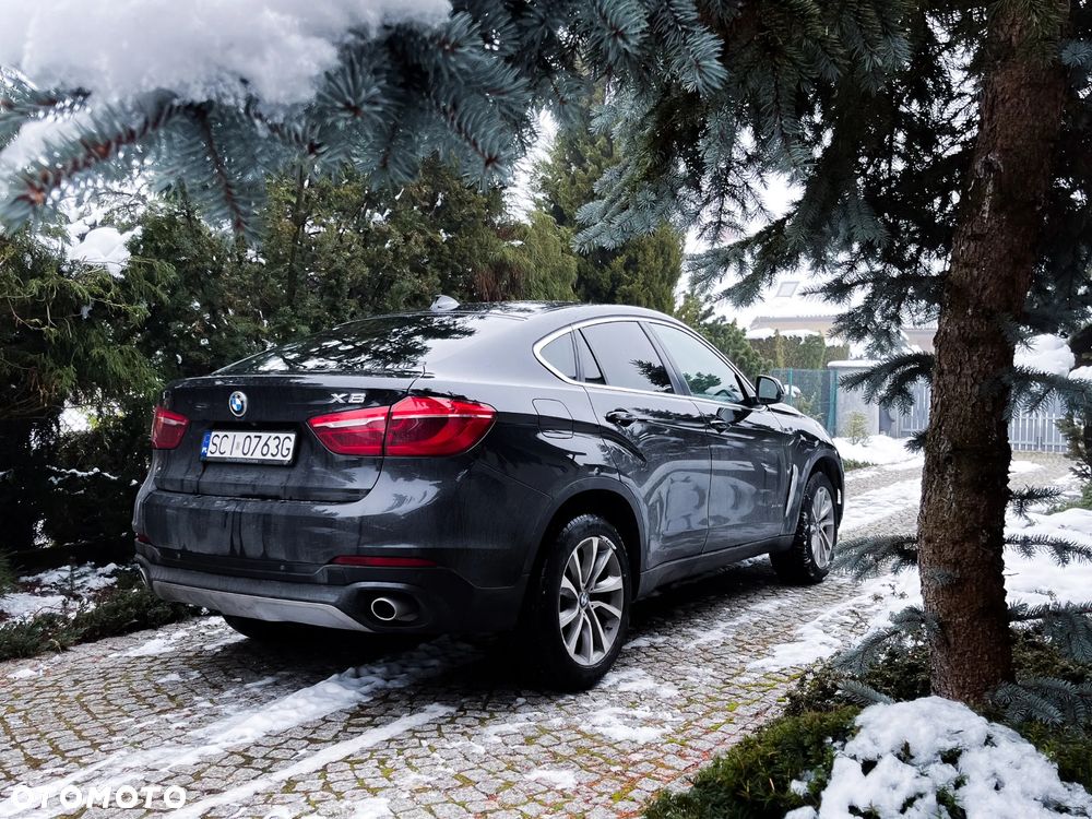BMW X6 xDrive30d - 13