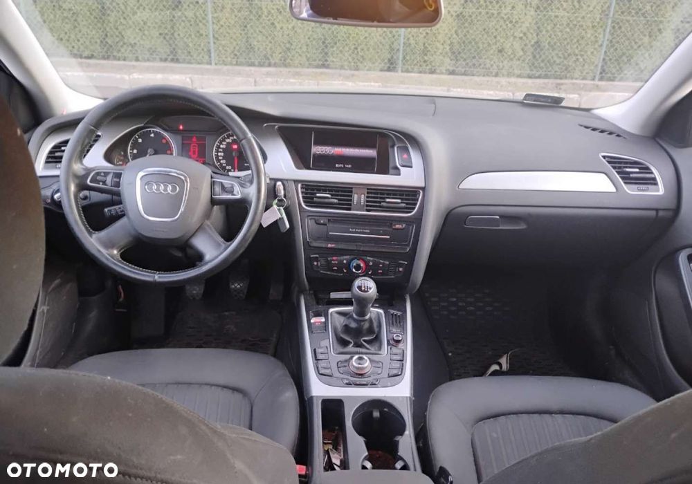 Audi A4 Avant - 7