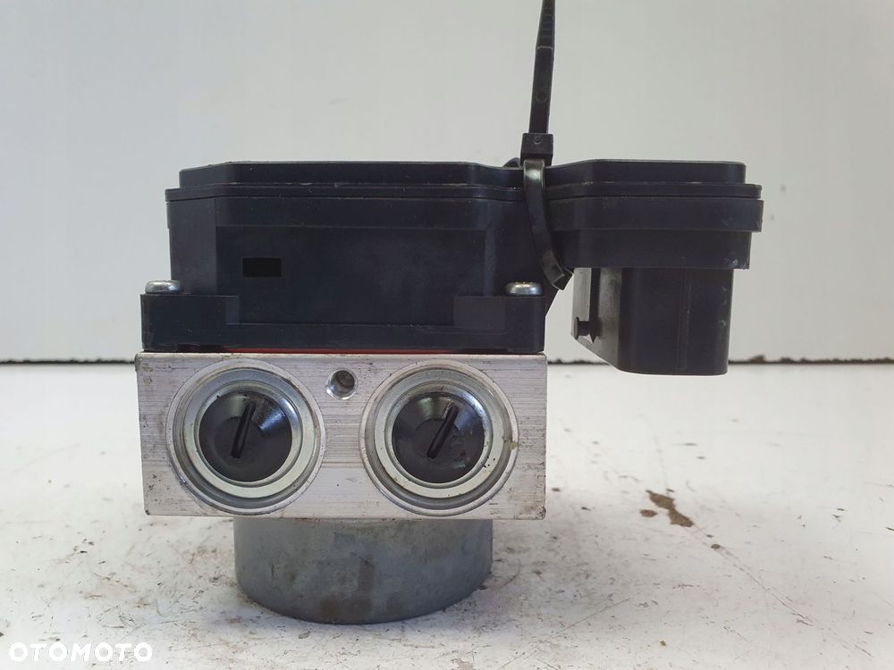 Toyota Corolla E21 POMPA ABS hamulcowa Sterownik 44510-12600 113040-41340 - 6