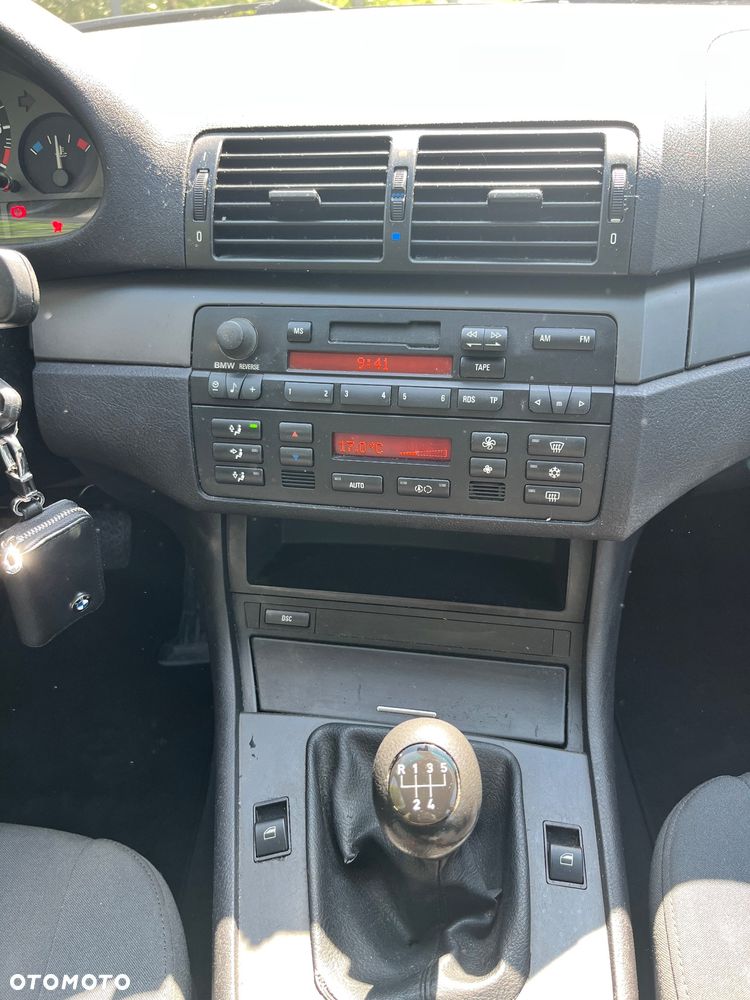 BMW Seria 3 316i - 10