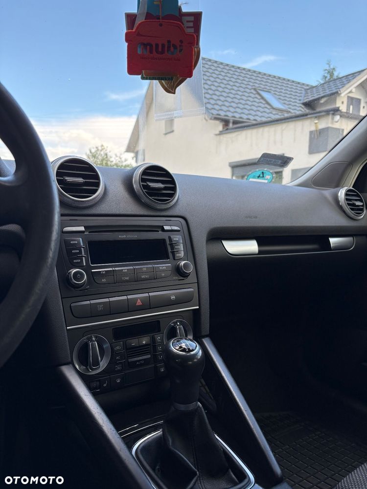 Audi A3 Sportback 1.6 Attraction - 8