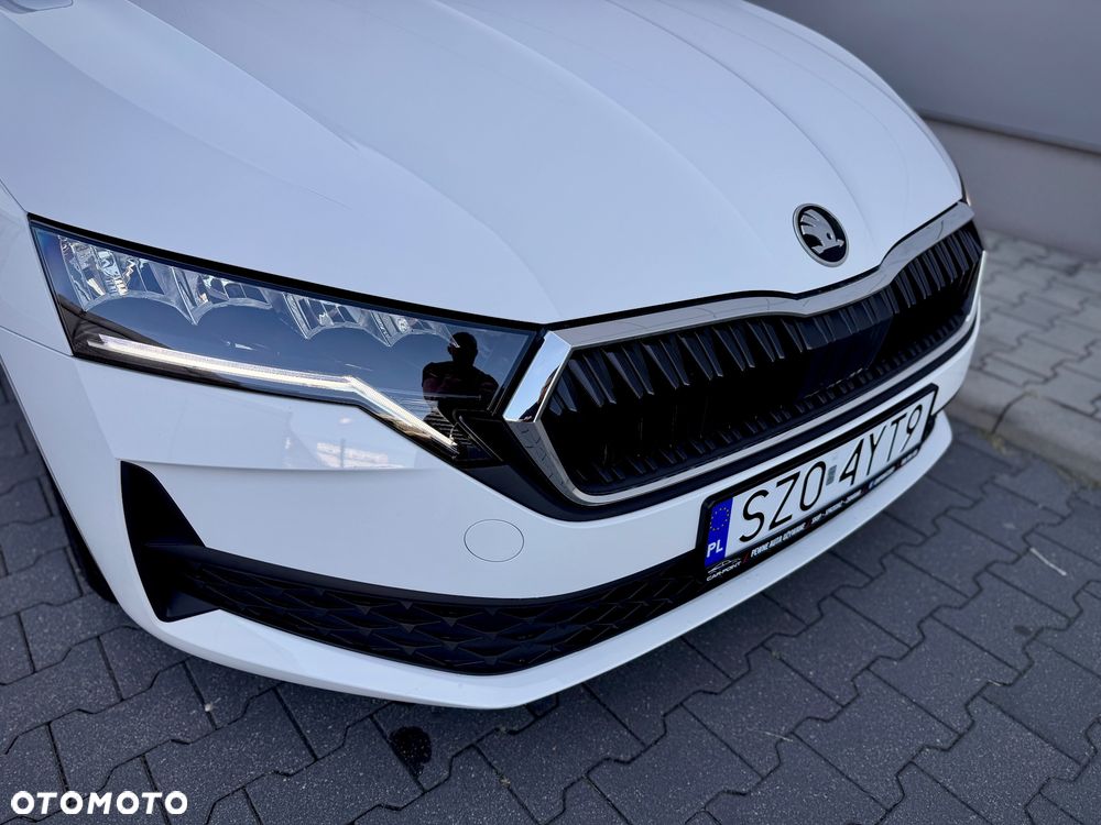 Skoda Octavia 1.5 TSI Essence - 32