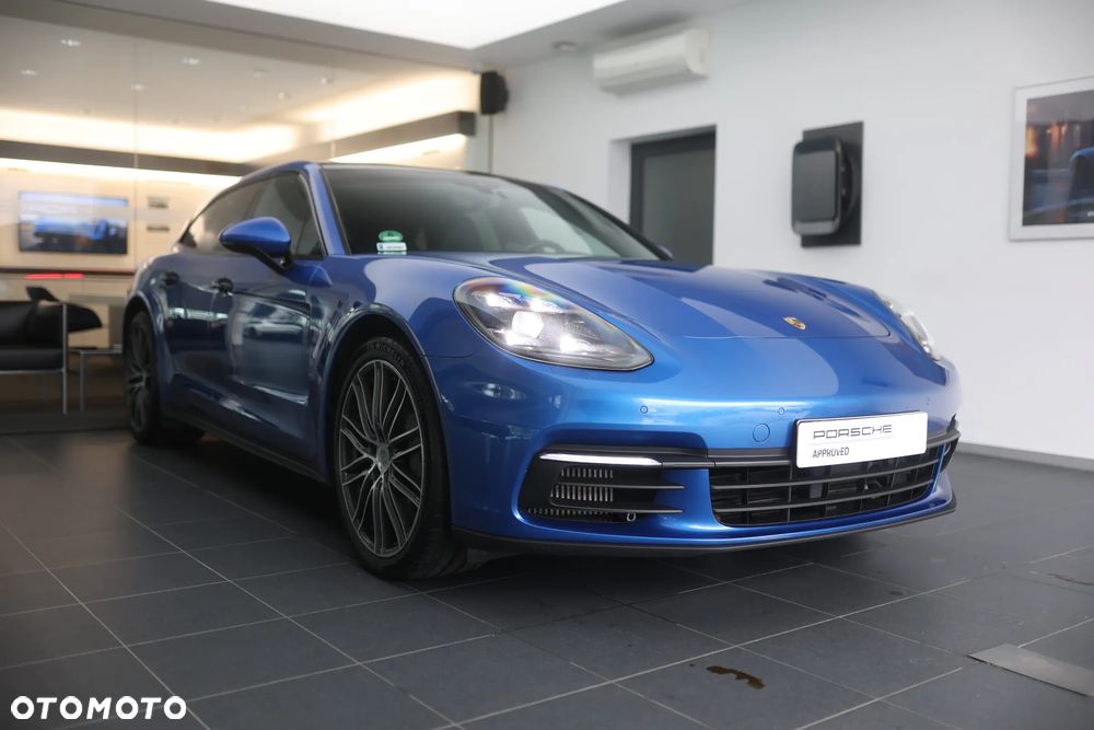 Porsche Panamera 4S - 5