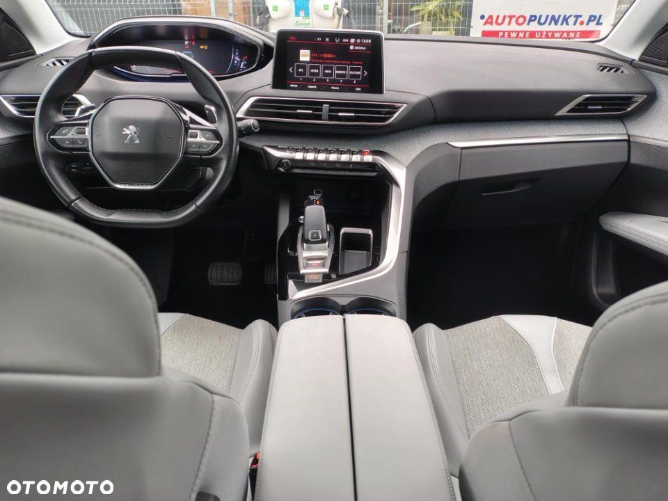Peugeot 5008 - 25