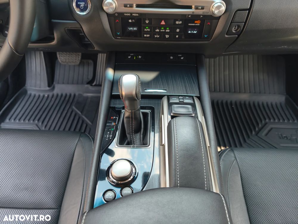 Lexus Seria GS 300h Aut Luxury - 17