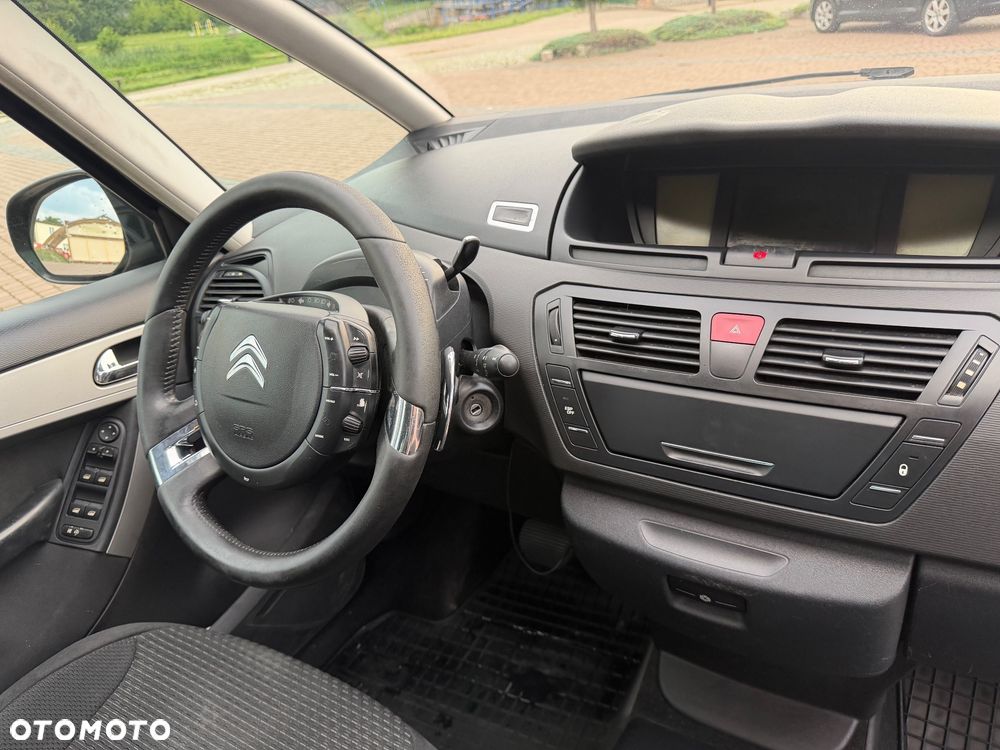 Citroën C4 Picasso 1.6 e-HDi FAP EGS6 Exclusive - 23