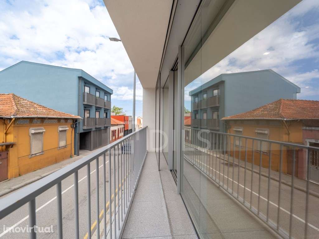 Moradia T4 triplex situado junto ao Parque da Cidade, Porto - Grande imagem: 5/43