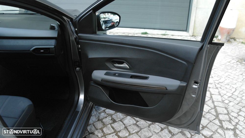 Dacia Jogger 1.2 ECO-G Extreme 7L - 24