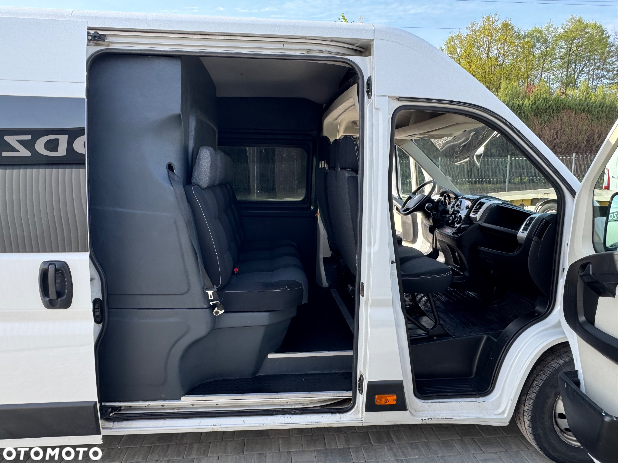 Fiat Ducato L4H2 Brygadówka 7 osób - 26