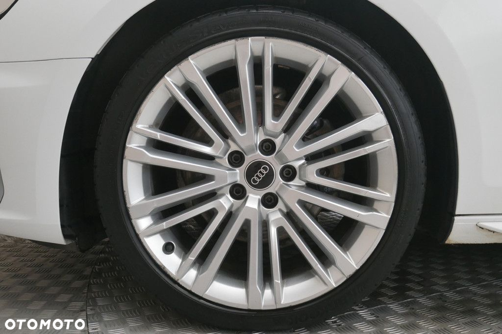 Audi A4 - 14