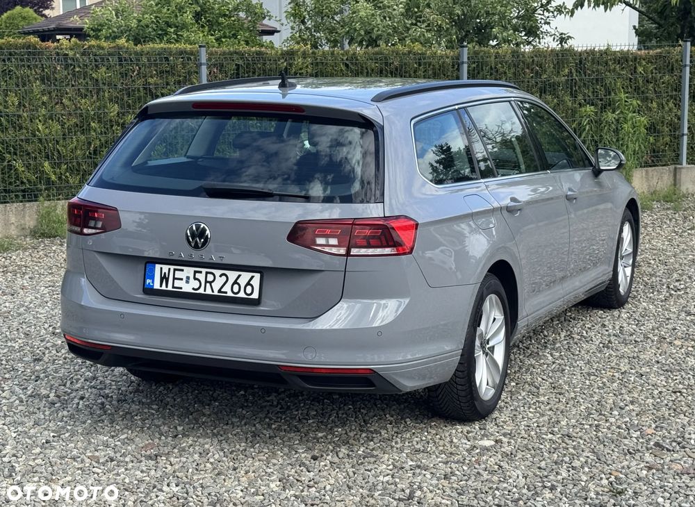 Volkswagen Passat 2.0 TSI Business DSG - 33