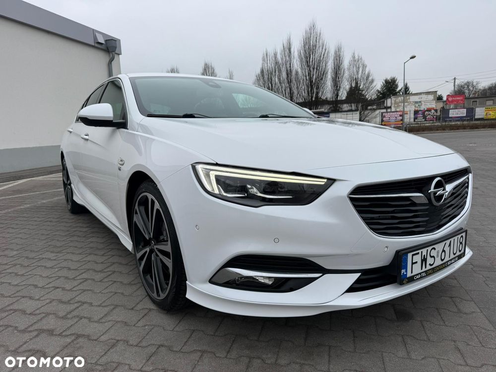 Opel Insignia 2.0 T 4x4 Innovation S&S - 23