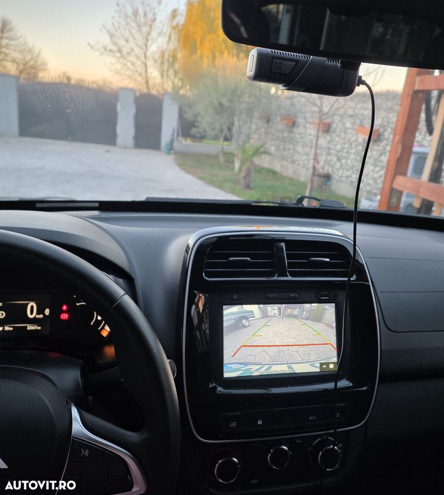 Dacia Spring Expression - 12