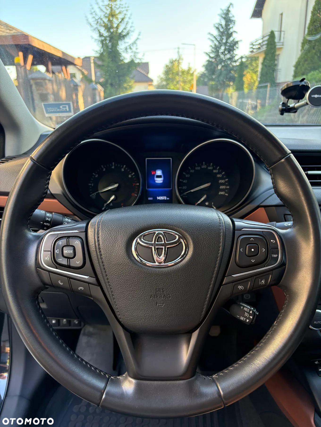 Toyota Avensis 1.8 Premium MS - 7