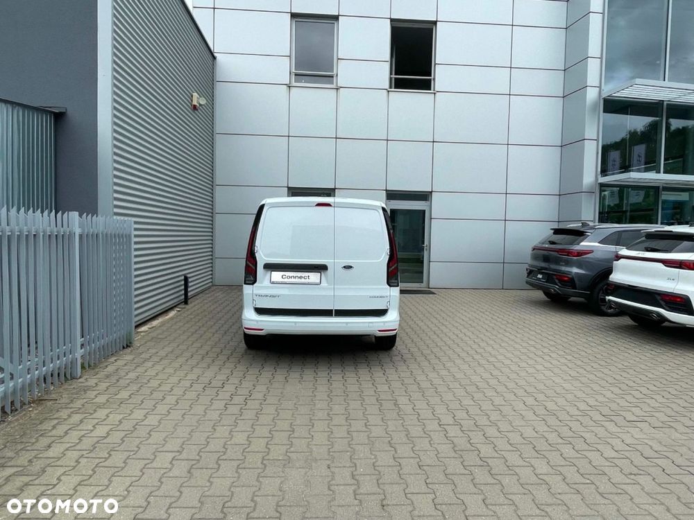 Ford Transit Connect - 11