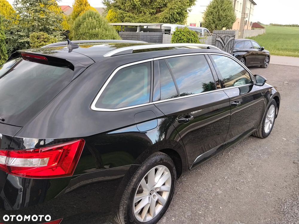 Skoda Superb 2.0 TDI Style DSG7 - 10