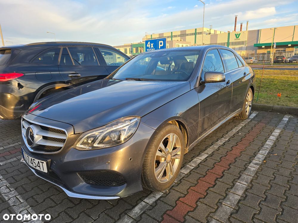 Mercedes-Benz Klasa E 350 BlueTEC 4Matic 7G-TRONIC Elegance - 2